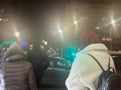 Центр Волгограда застыл вечером 21 февраля в огромных пробках