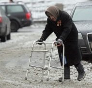 На юге Волгограда водитель сбил пенсионерку и сбежал