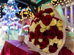 Красивую сказку устроил своей девушке в центре города волгоградец