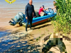 Неизвестный мужчина утонул во время купания в Волгоградском море 