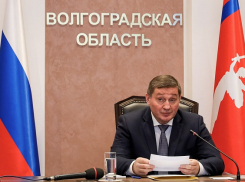 Волгоградский губернатор вводит новые меры борьбы с коронавирусом