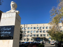 Облздрав объяснился: волгоградец с онкологией неделю пытался вызвать врача