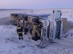 Молодой турок опрокинул фуру в Волгоградской области