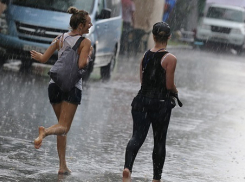 Ливни и шквалистый ветер обрушатся на Волгоград