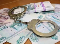 СК: замглавы Краснооктябрьского района задержана за получение взятки   