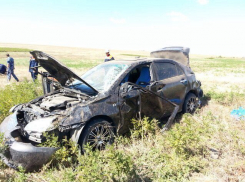 Под Волгоградом в ДТП погиб 22-летний парень, слетев с трассы