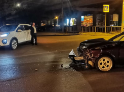 Замглавы администрации Волгограда устроил ДТП, попавшее на видео: очевидцы говорят, что был пьян