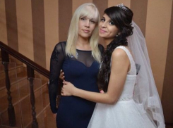 «Как будто оторвали кусок тебя»: Алиана Устиненко поделилась воспоминаниями об умершей маме