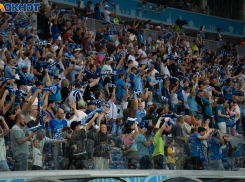 «Начинайте искать новых футболистов»: фанаты назвали «позором» последний матч «Ротора»