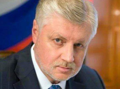 «Со сталинским режимом у меня личная трагедия»: глава «Справедливой России» Миронов хочет стереть Волгоград с карт