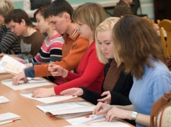  Для участия в публичных слушаниях чиновники незаконно привлекают подростков, - прокуратура Волгограда