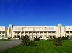 Смешанное обучение студентов продлили в волгоградском вузе до следующего года 