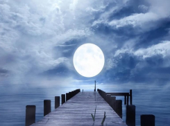  Гороскоп на неделю: Луна без курса сможет помочь Близнецам и Водолеям