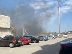 Пожар возле Качинского училища напугал волгоградцев