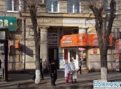 В Волгограде могут запретить устанавливать рекламу на объектах культурного наследия
