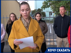 Раздолбана уже 40 лет: волгоградцы пожаловались Путину на темную «убитую» дорогу у детсада