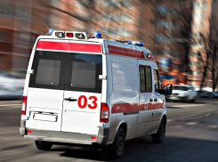 Четыре автомобиля столкнулись на севере Волгограда: 16-летняя девушка в больнице