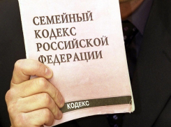 Под Волгоградом мать голодающих маленьких детей уже лишали родительских прав