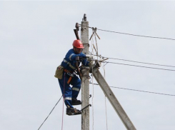 Четыре района Волгоградской области остались без света из-за метели