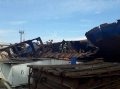 За взрыв газа на барже в Волжском в колонию-поселение отправился директор завода