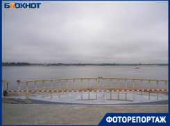 В Волгограде закрыли на ремонт открытый с помпой в День города амфитеатр