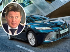 Губернатора Андрея Бочарова призвали экономить на чиновниках, чтобы хватило на борьбу с коронавирусом