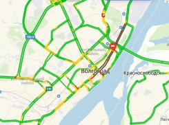 Несмотря на перекрытые дороги в Волгограде нет пробок