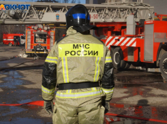 Крупный пожар вспыхнул на юге Волгограда
