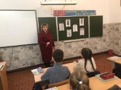 Волгоградский Роспотребнадзор беседами спасает детей от гриппа