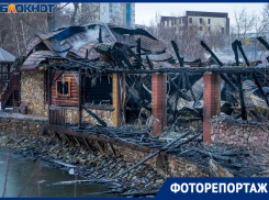 Легендарный ресторан сгорел в страшном ночном пожаре в Волгограде 