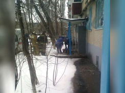 Спасение умирающего от страшного отравления мужчины попало на видео в Волгограде