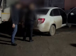 «Сказали грузить»: 8 тонн контрафактного алкоголя завезли из Москвы в Волгоград