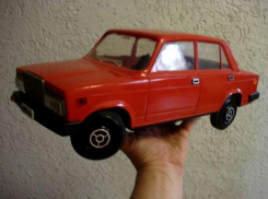 На севере Волгограда двое парней угнали «семерку»