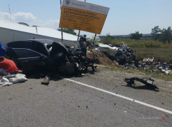 Шесть человек погибли и пострадали в массовом ДТП под Волгоградом
