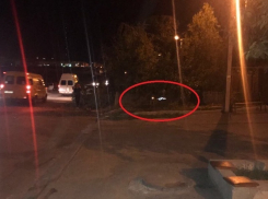 Audi TT на скорости влетела в палисадник частного дома в Волгограде