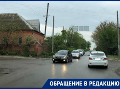 Светофор на Ангарском странный предмет: вроде бы есть, а вроде бы нет, - волгоградка об обещании администрации