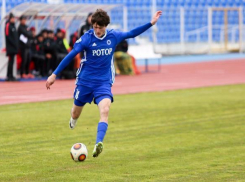 «Ротор-Волгоград» заплатит за оскорбления болельщиков и нарушение форварда 