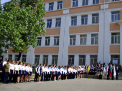 Волгоградцы просят Путина сохранить уникальную железнодорожную школу-интернат