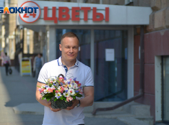 Без мускариков не смог обойтись холостяк на третьем свидании