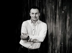 Начинал с подсобного рабочего: ставший спустя годы директором компании завидный холостяк ищет настоящую любовь