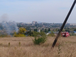 На мусорной свалке в Волгограде сгорел человек
