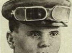 Герои Сталинграда: танкист старший лейтенант Хазов