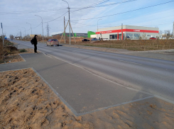 Кривой результат строительства новой дороги жестко раскритиковали волгоградцы