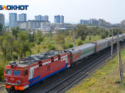 Поезд сбил насмерть 18-летнего волгоградца в наушниках