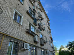 Женщина разбилась насмерть после падения балкона под Волгоградом