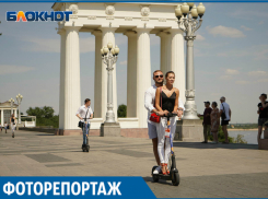 Отдыхающие на центральной набережной волгоградцы в объективе фотографа 