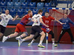 «Каустик» разгромлен московскими армейцами