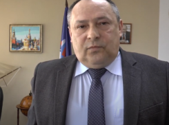 Волгоградский глава района снят с должности после махинаций с увольнением заместителя