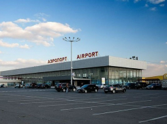 В аэропорту Волгограда с рейса сняли двух пьяных дебоширов