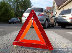 В Волгограде Первая Продольная встала в многокилометровую пробку из-за ДТП